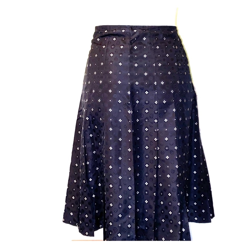 Emanuel ungaro black skirt size 6